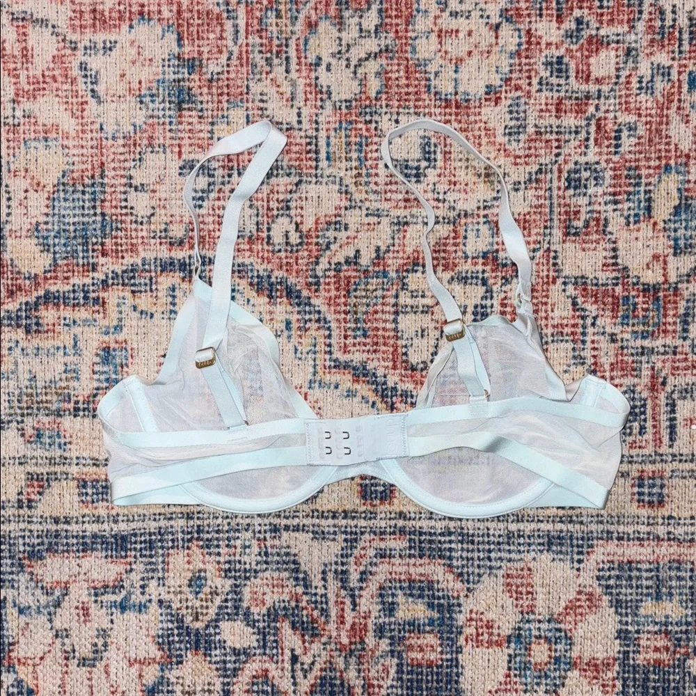 Cuup The Plunge Mesh Bra in Halo Blue SZ 34C NWOT - Picture 2 of 3